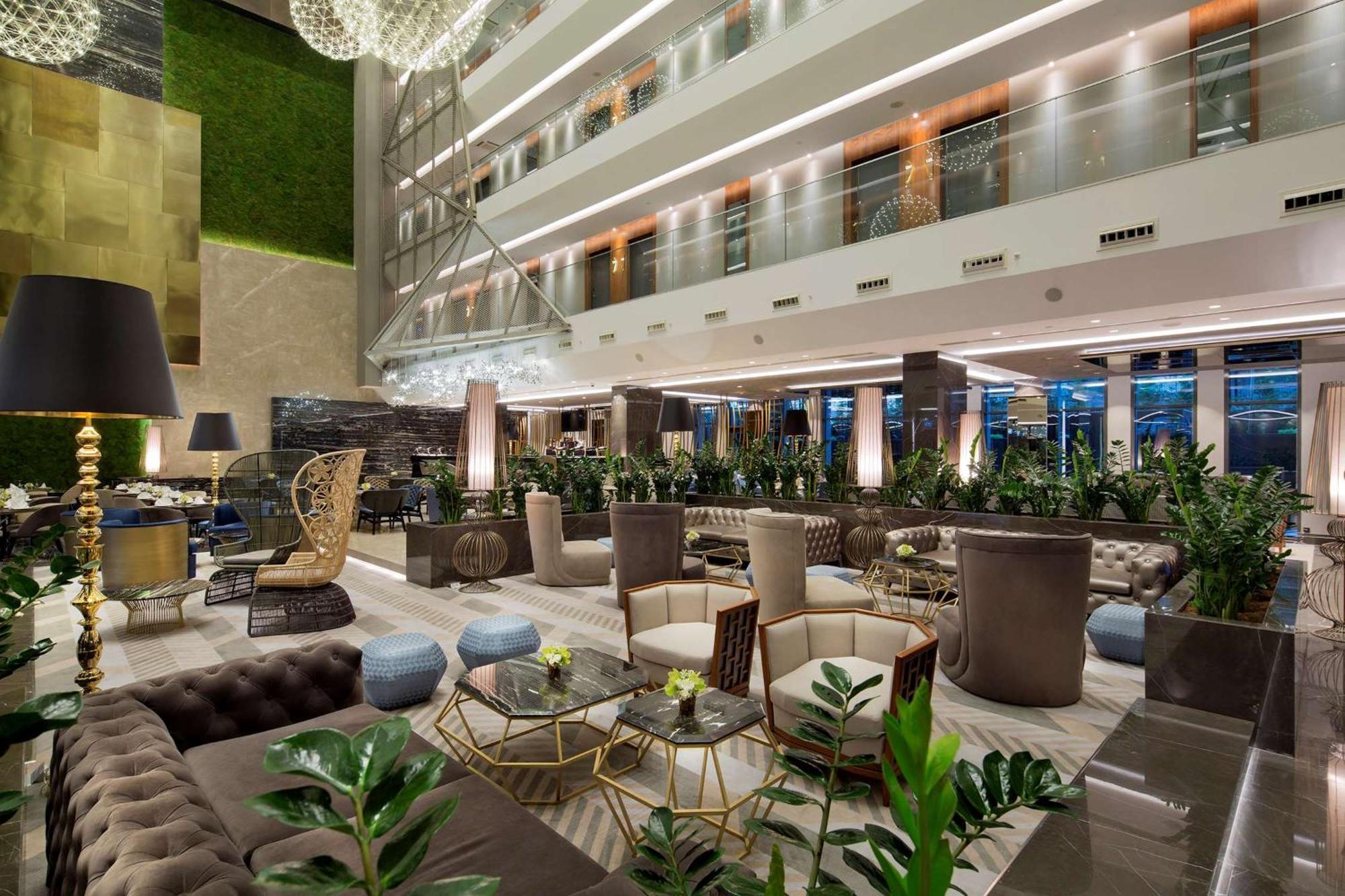 伊斯坦布尔希尔顿逸林酒店 - 皮亚利帕萨 外观 照片 Lobby