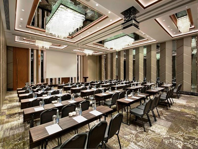 伊斯坦布尔希尔顿逸林酒店 - 皮亚利帕萨 外观 照片 The Grand Ballroom